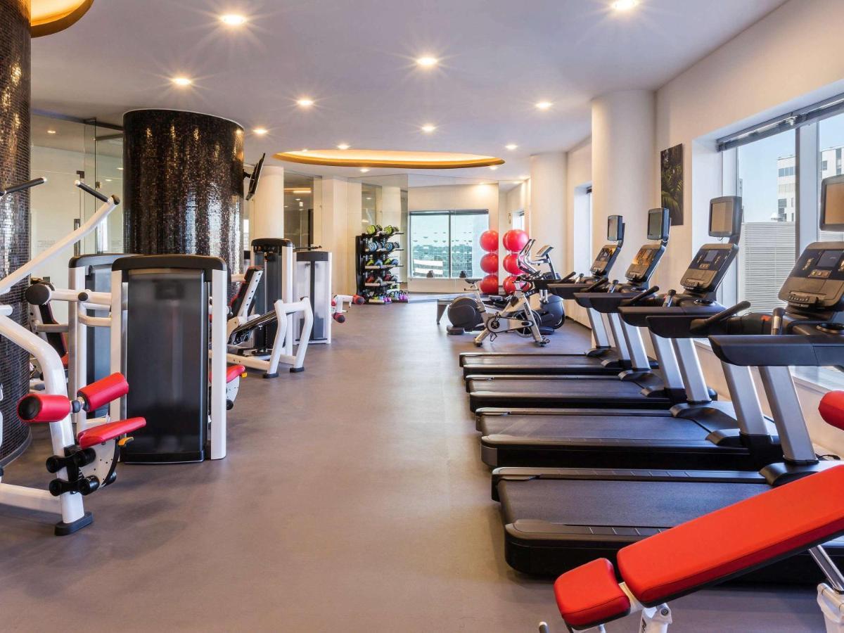 Swissotel Tallinn Exterior photo The gym at the hotel
